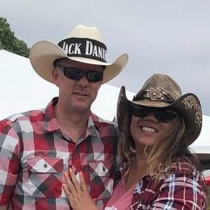 Meet your Posher, Jadeen